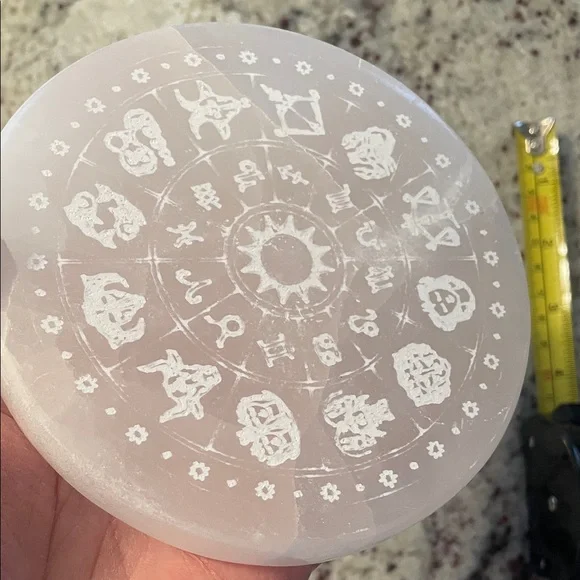 White Zodiac Design Selenite Plate - Picture 4 of 5
